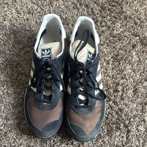 Adidas Men's Black and Brown Sneakers